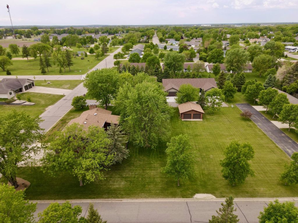 Photo of 308 Lincoln Avenue SW, Wadena, MN 56482 (MLS # 6727724)