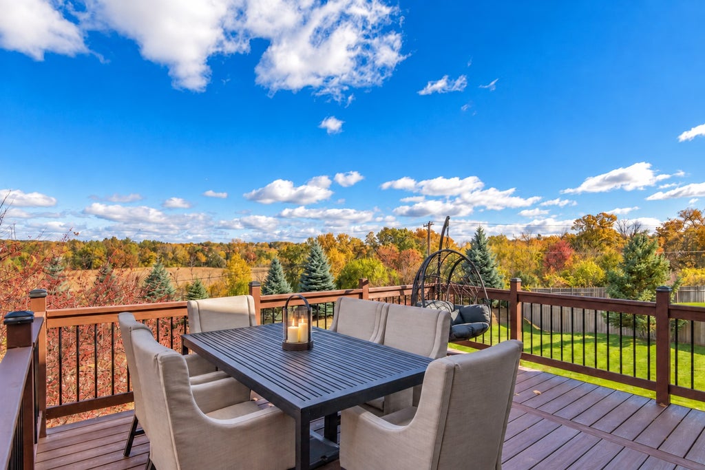 Photo of 643 Parkside Court, Eagan, MN 55123 (MLS # 7165430)
