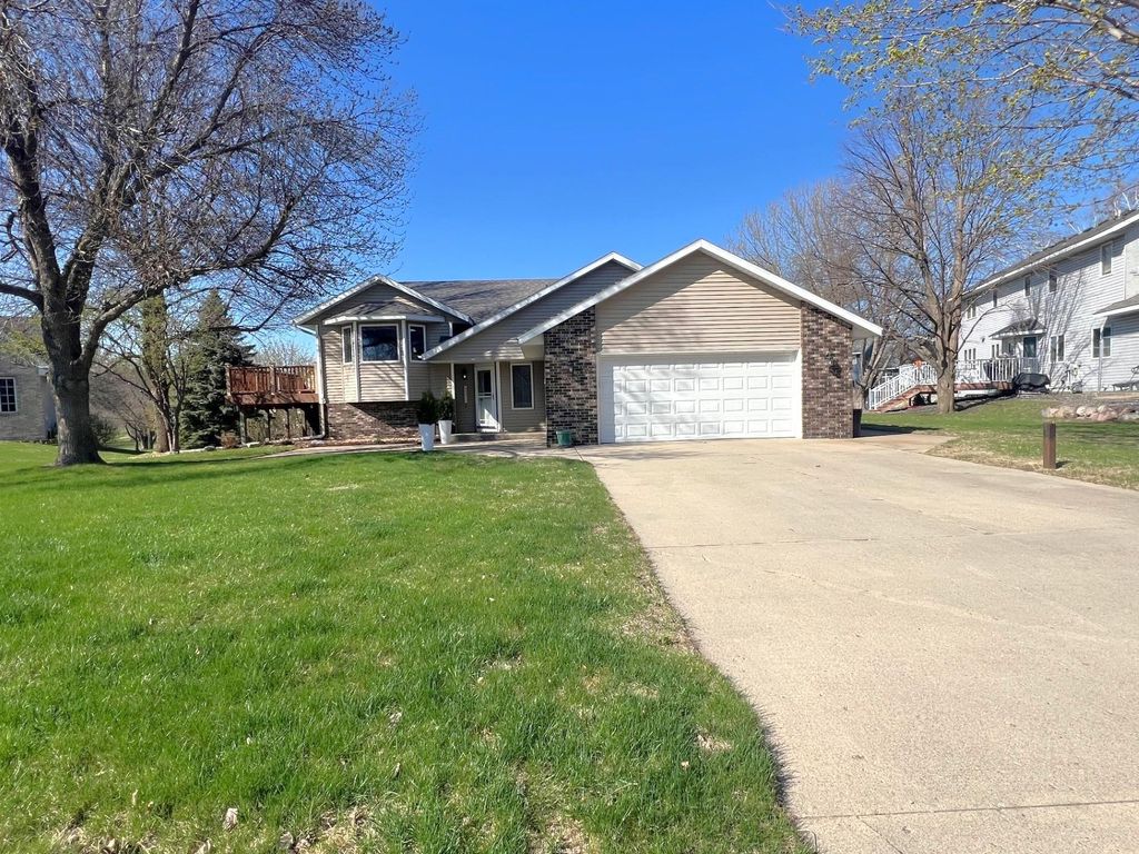 Photo of 2210 9th Avenue SE, Willmar, MN 56201 (MLS # 6754675)
