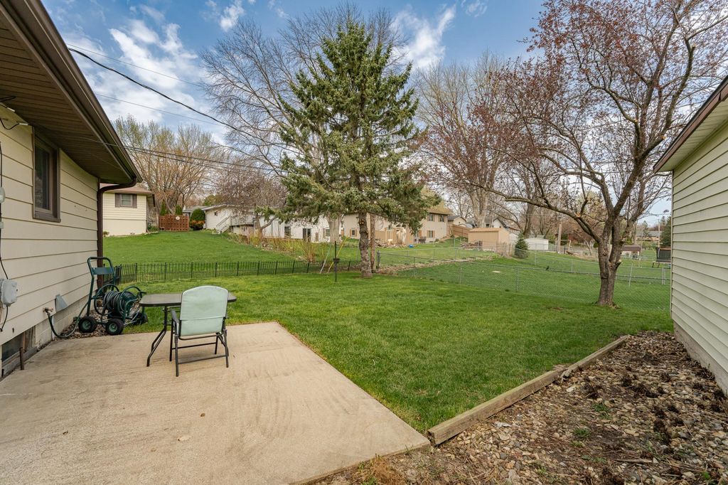 Photo of 2724 12th Avenue NW, Rochester, MN 55901 (MLS # 7038730)