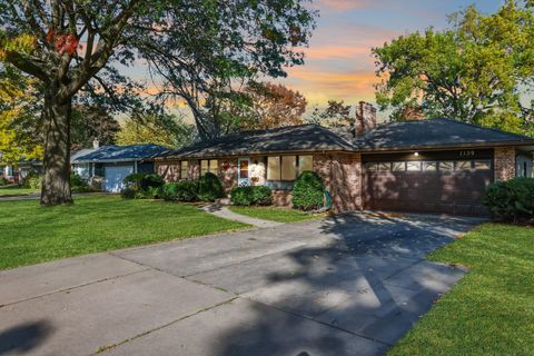 1139 Autumn Street Roseville MN 55113