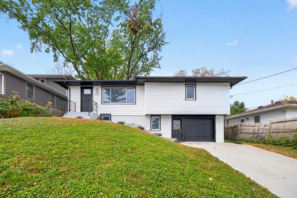 Photo of 427 21st Avenue SW, Rochester, MN 55902 (MLS # 7159349)