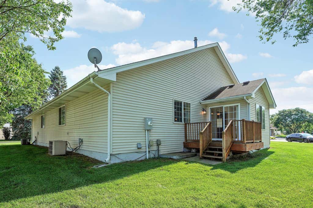 Photo of 2857 117th Avenue NW, Coon Rapids, MN 55433 (MLS # 7125481)