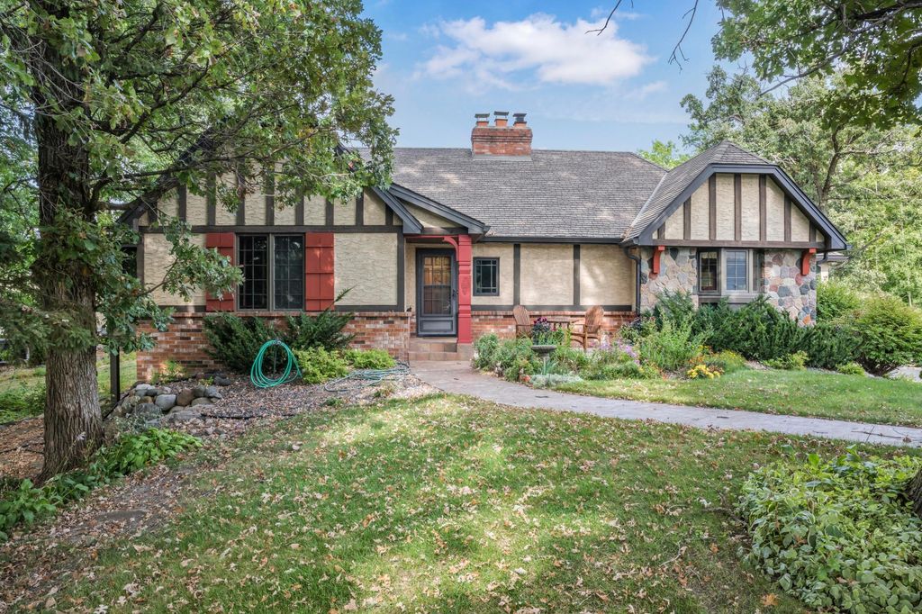 Photo of 6801 Lanewood Lane N, Maple Grove, MN 55311 (MLS # 7007961)