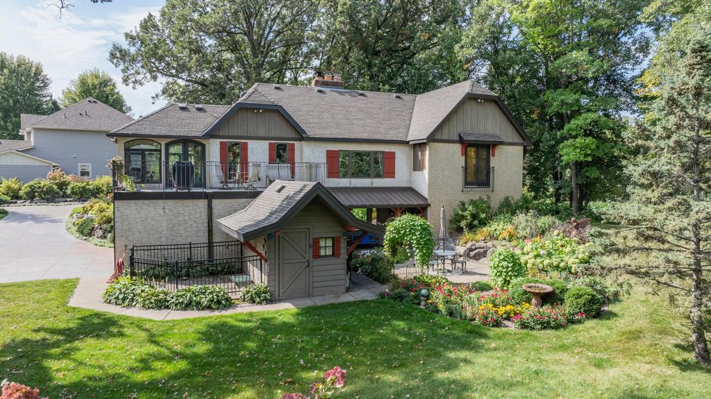 Photo of 6801 Lanewood Lane N, Maple Grove, MN 55311 (MLS # 7007961)