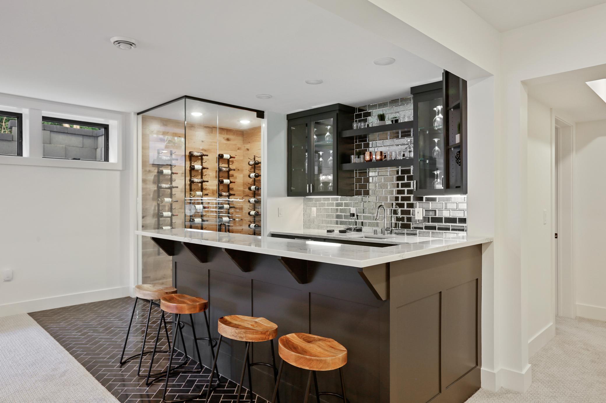 Minneapolis, Minnesota, 55439, United States, 5 Bedrooms Bedrooms, ,5 BathroomsBathrooms,Residential,Active,2025986
