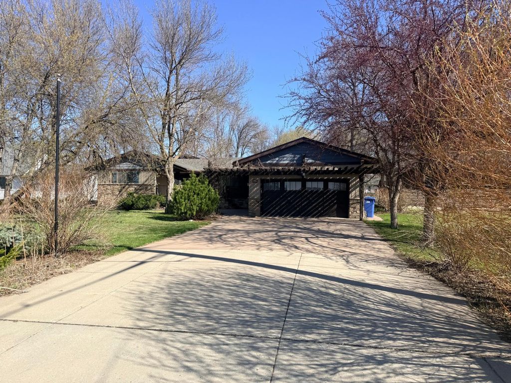 Photo of 228 1st Street S, Sabin, MN 56580 (MLS # 7067418)
