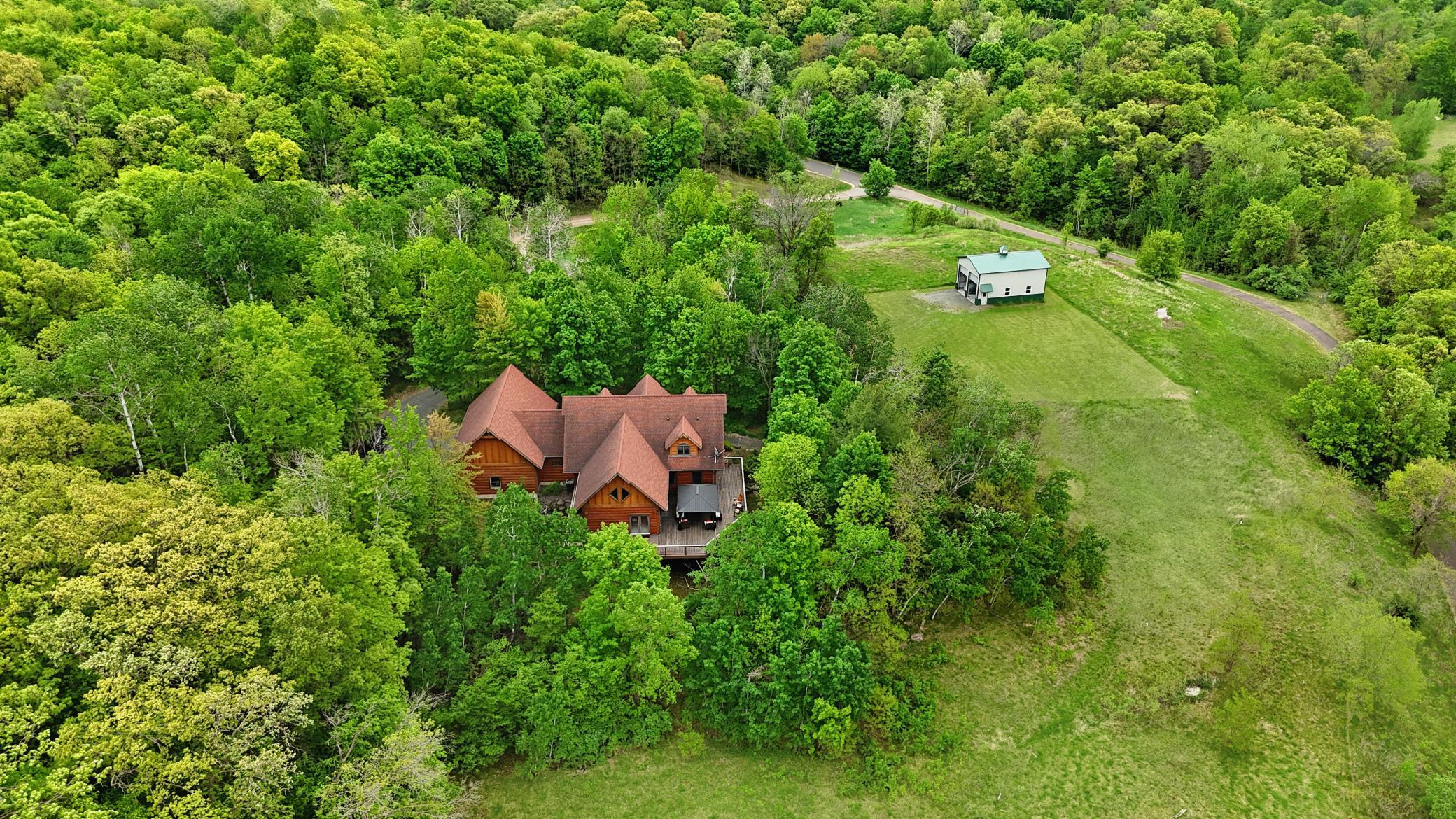 714 Old Highway 8