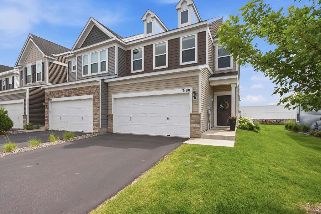 Photo of 7180 Walnut Grove Lane N, Maple Grove, MN 55311 (MLS # 7102787)