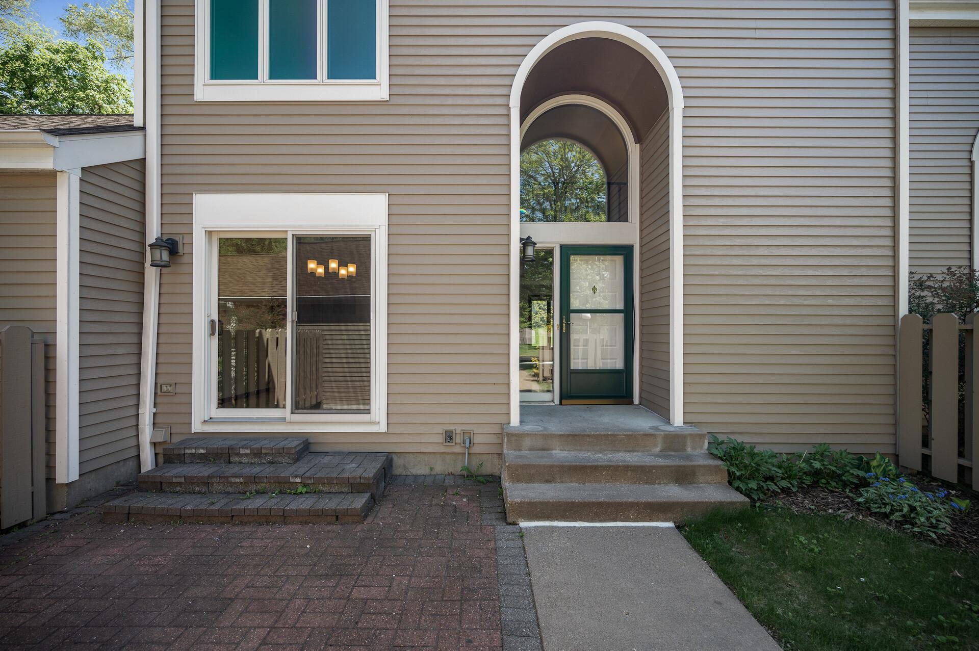 1174 Saint Clair Avenue