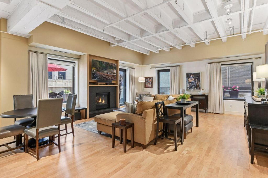 Photo of 601 Marquette Avenue #403, Minneapolis, MN 55402 (MLS # 7026032)