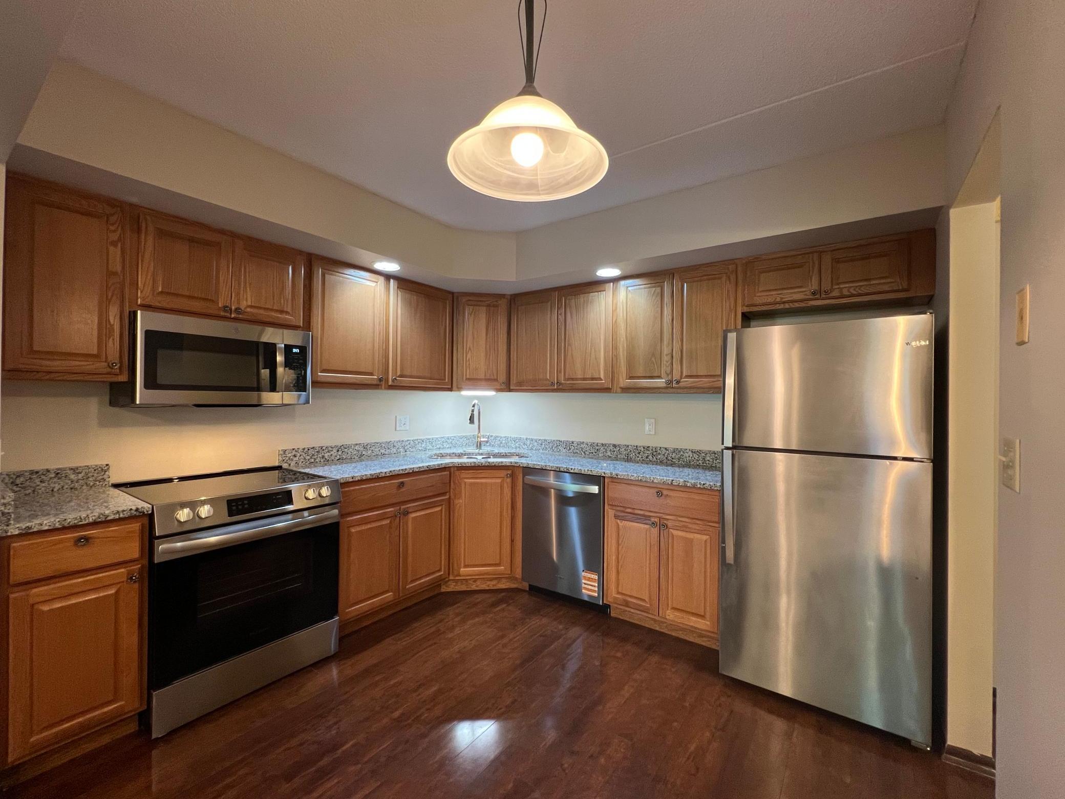 2485 Londin Lane E 418