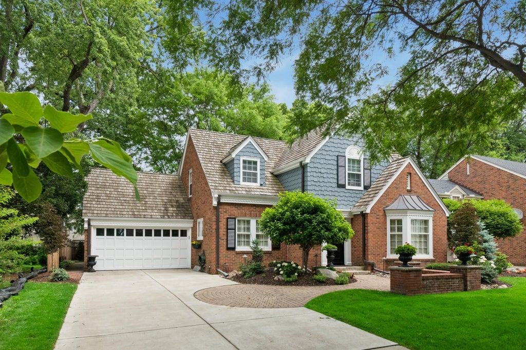Photo of 5011 Bruce Avenue, Edina, MN 55424 (MLS # 7110712)