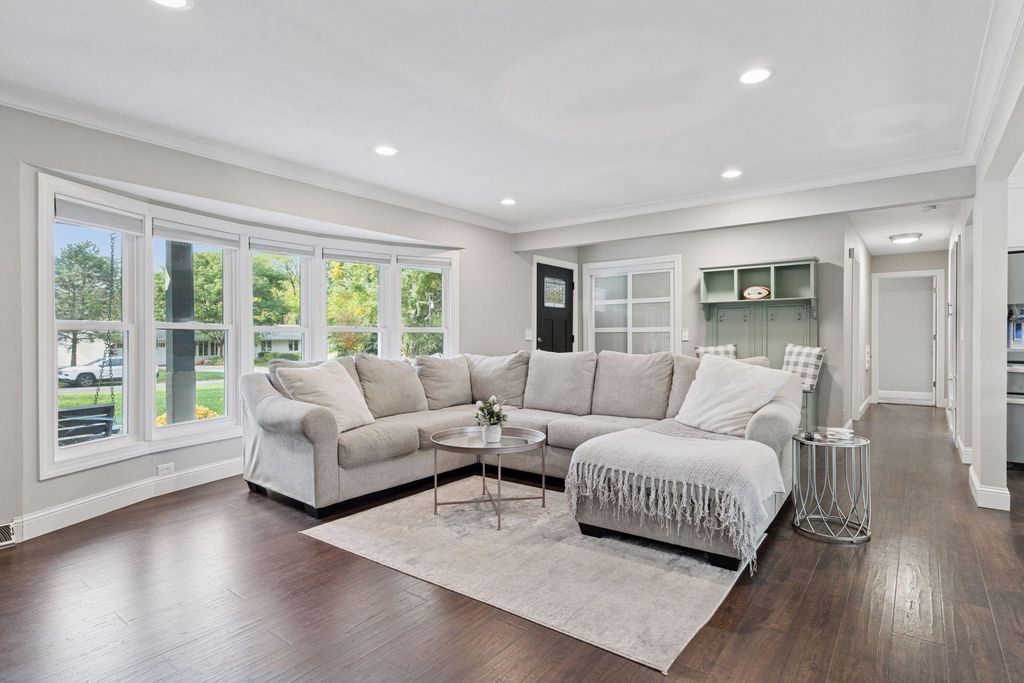 Photo of 2430 Jewel Lane N, Plymouth, MN 55447 (MLS # 7014598)