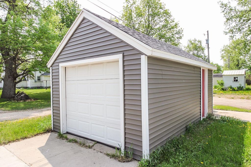 Photo of 100 Western Avenue S, Brooten, MN 56316 (MLS # 7060504)