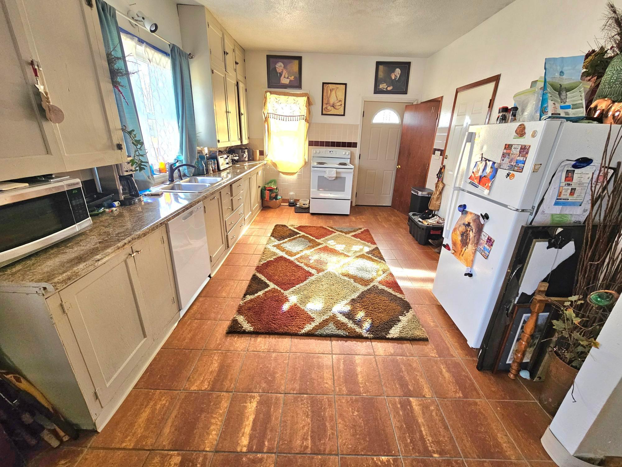 100 Western Avenue S