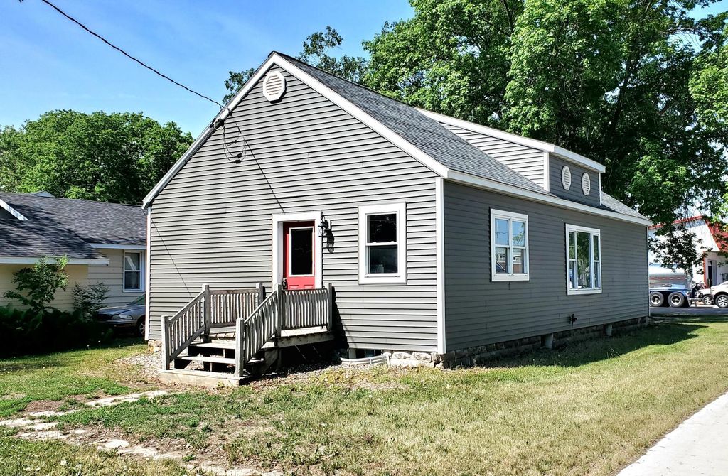 Photo of 100 Western Avenue S, Brooten, MN 56316 (MLS # 7060504)