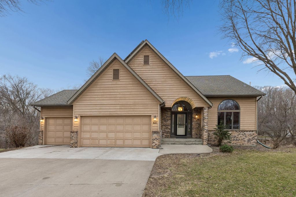 Photo of 421 Butternut Lane SE, Saint Michael, MN 55376 (MLS # 7047953)