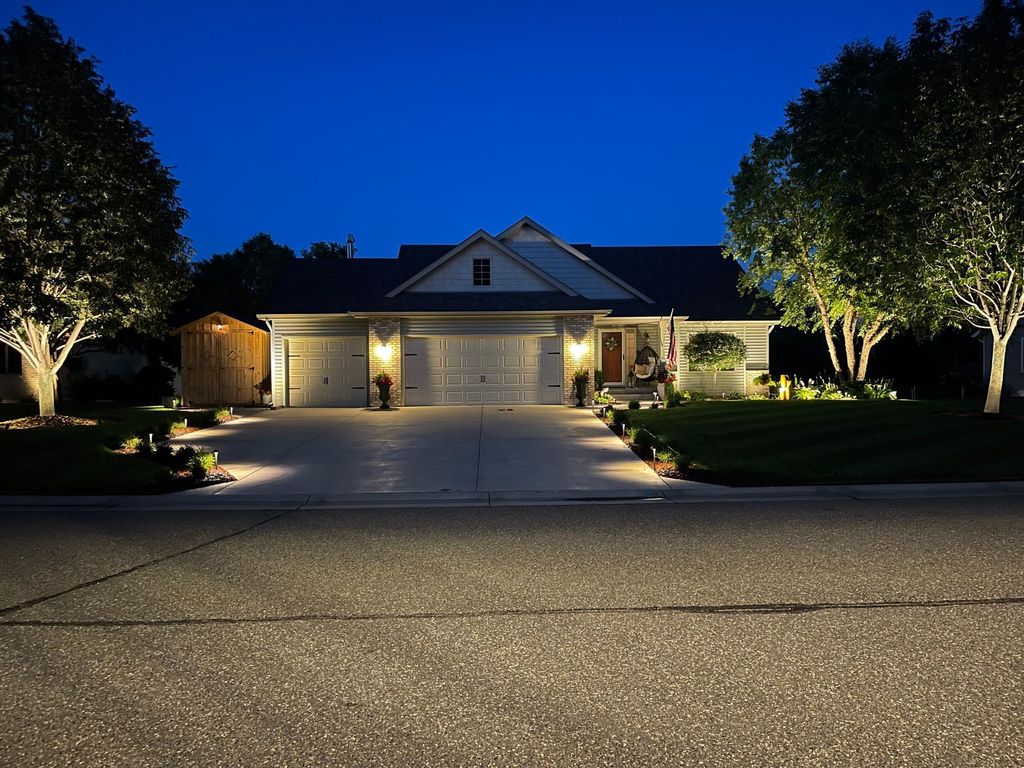 Photo of 8053 Trappers Ridge Drive, Clear Lake, MN 55319 (MLS # 7012574)