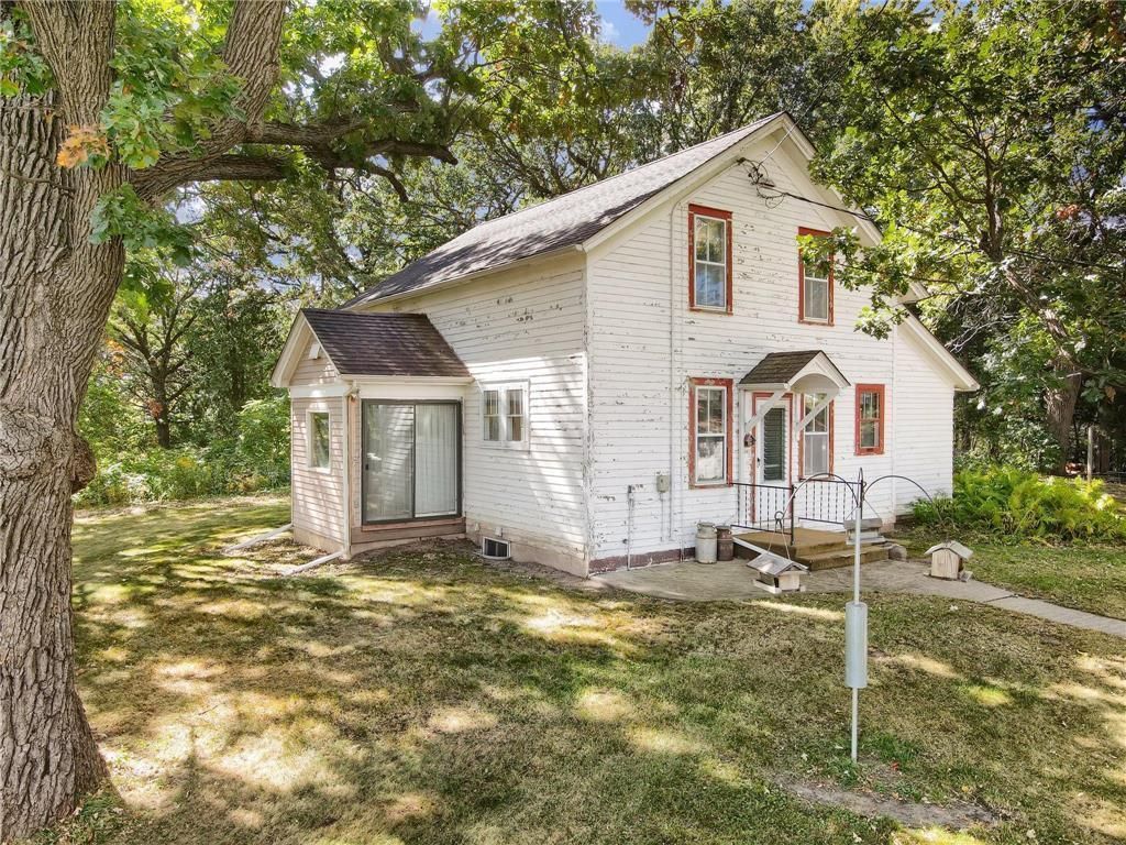 Photo of 344 NE 1st Street, Belle Plaine, MN 56011 (MLS # 7060946)