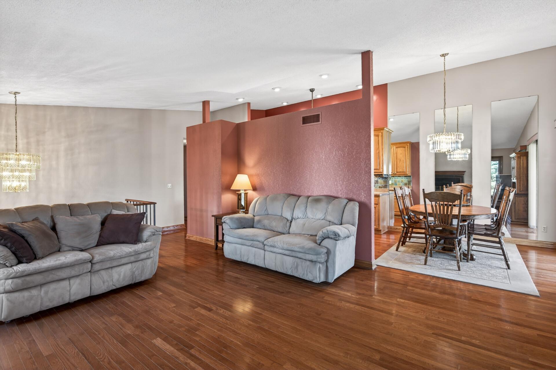 5207 Beachside Drive