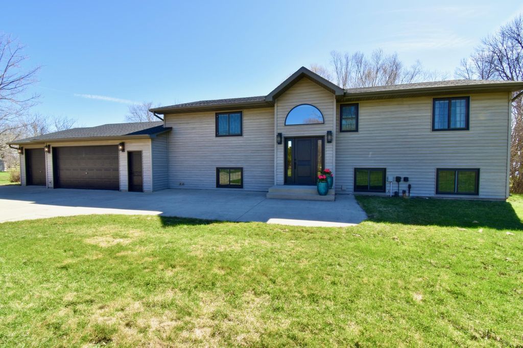 Photo of 5123 Green Meadow Road SE, Alexandria, MN 56360 (MLS # 7059344)