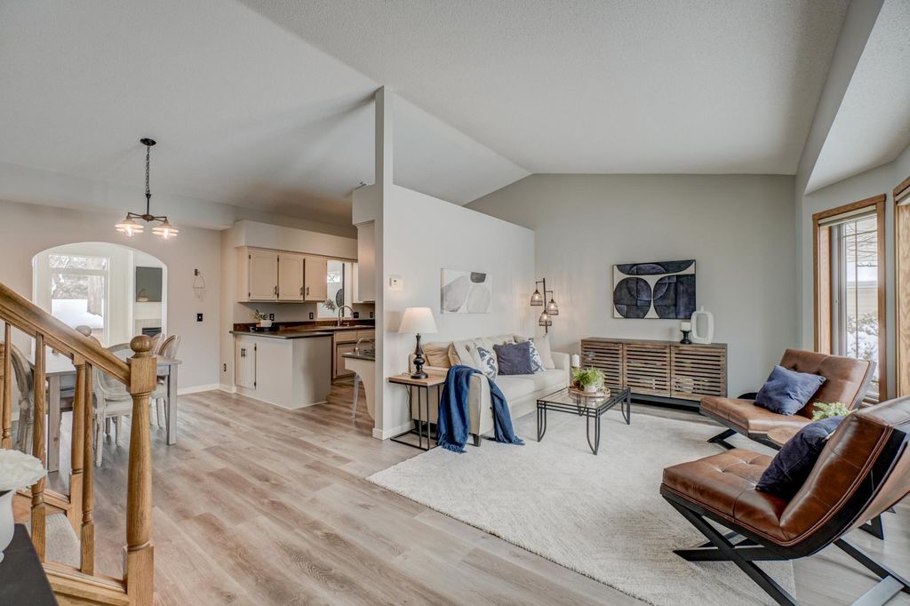 Photo of 18848 Barrington Drive, Eden Prairie, MN 55346 (MLS # 6770502)