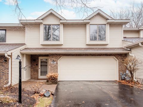 493 Sterling Street S Maplewood MN 55119