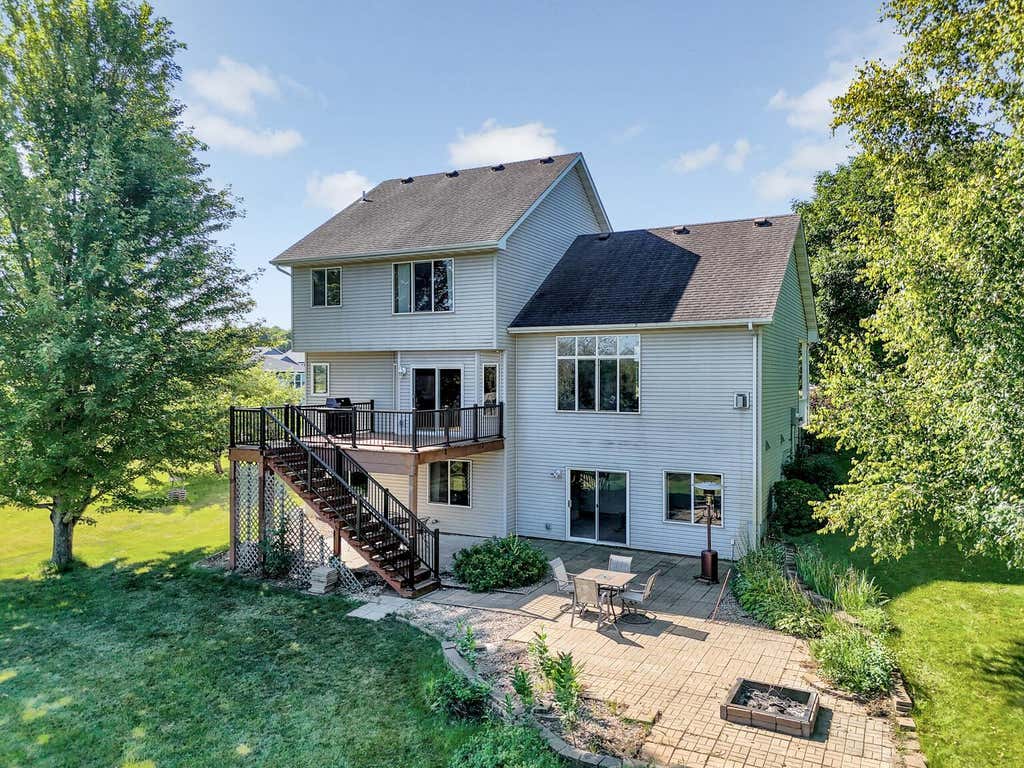 Photo of 19710 Hunters Ridge, Corcoran, MN 55374 (MLS # 7122352)