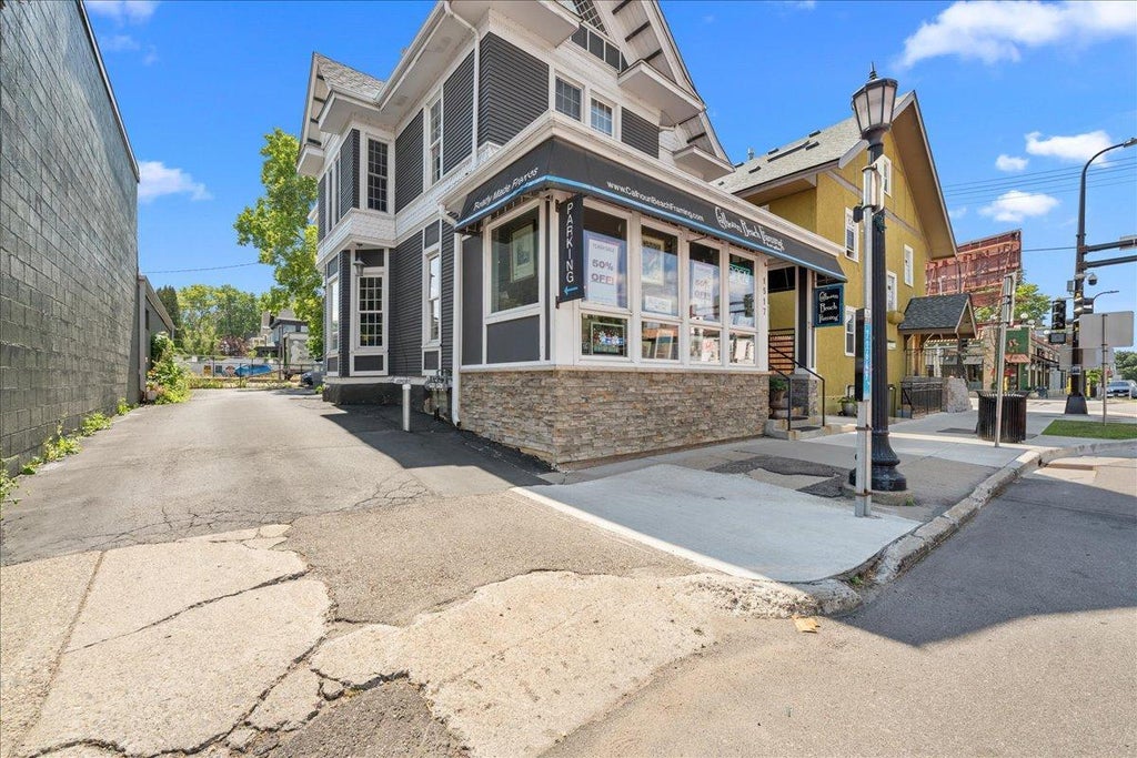 Photo of 1517 W Lake Street, Minneapolis, MN 55408 (MLS # 7134821)