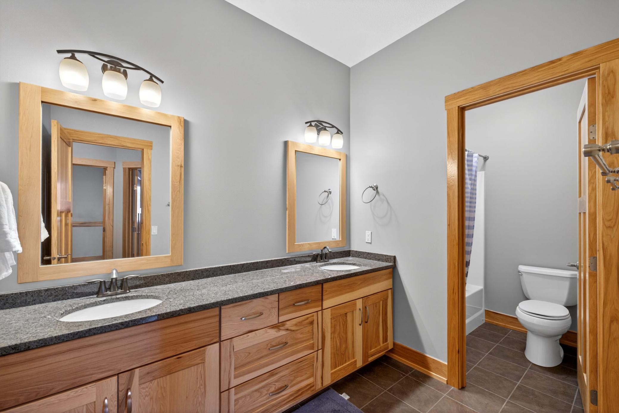 7254 County Road 117 SW, Byron, MN, 55920, USA, 6 Bedrooms Bedrooms, ,5 BathroomsBathrooms,Residential,Active,7254 County Road 117 SW,7070901