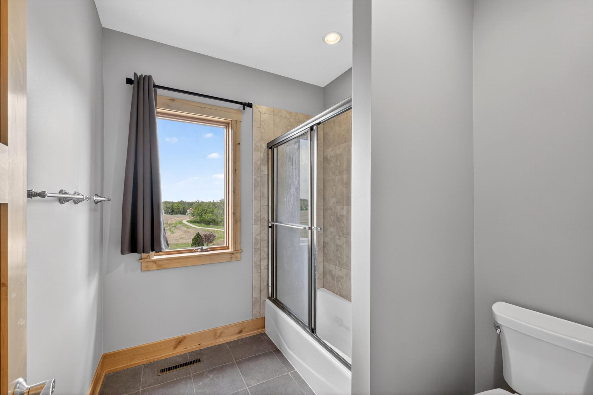 7254 County Road 117 SW, Byron, MN, 55920, USA, 6 Bedrooms Bedrooms, ,5 BathroomsBathrooms,Residential,Active,7254 County Road 117 SW,7070901