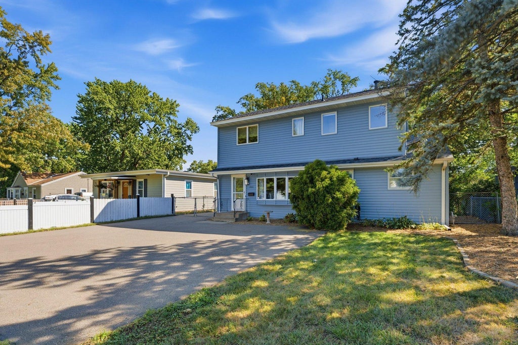 Photo of 7417 Portland Avenue S, Richfield, MN 55423 (MLS # 7144080)