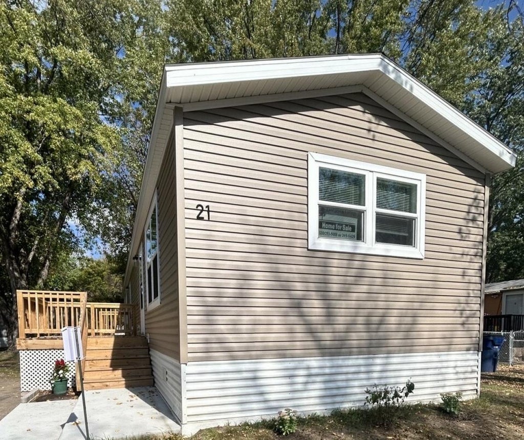 Photo of 21 Perimeter Drive, Sartell, MN 56377 (MLS # 7161146)