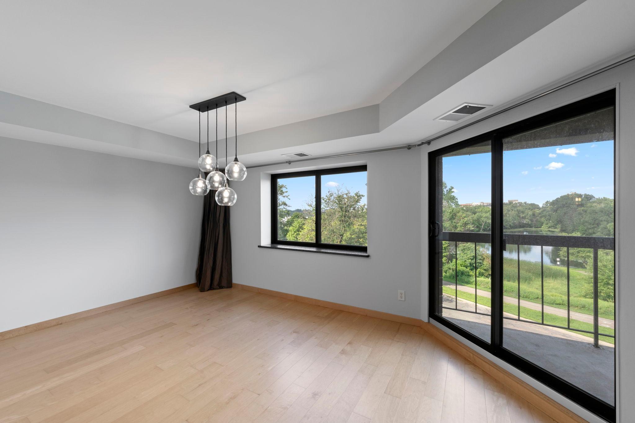 2885 Knox Avenue S 502