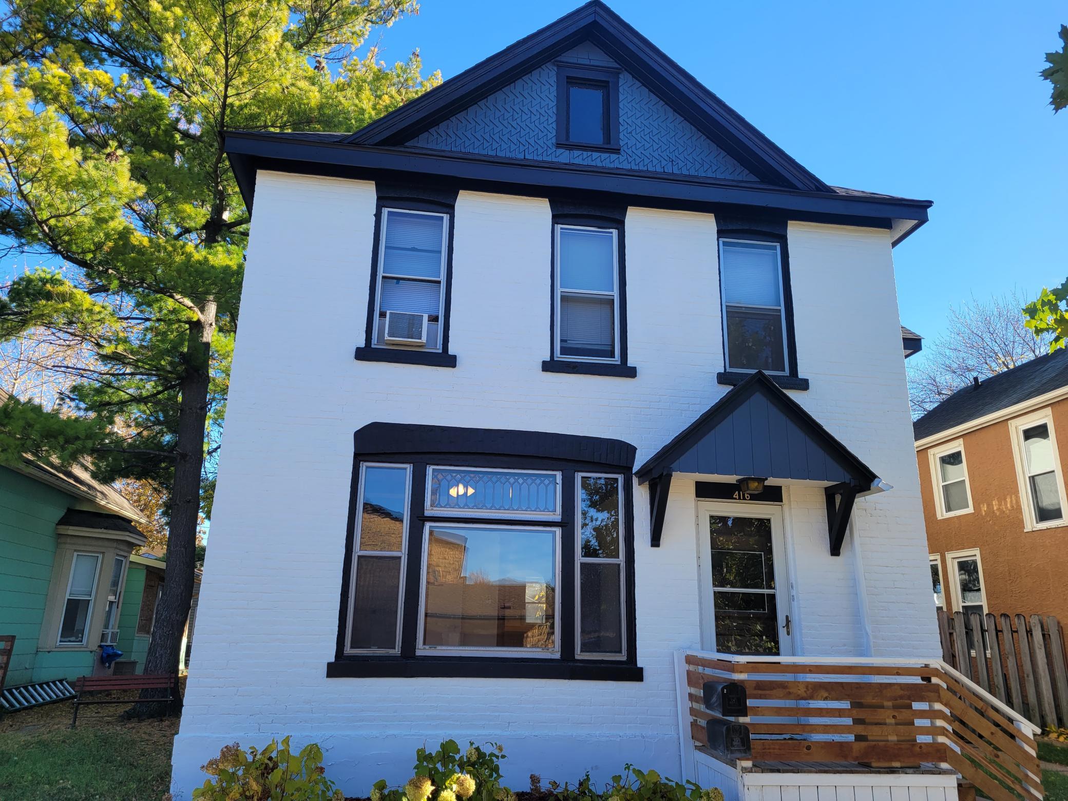 416 Daly Street