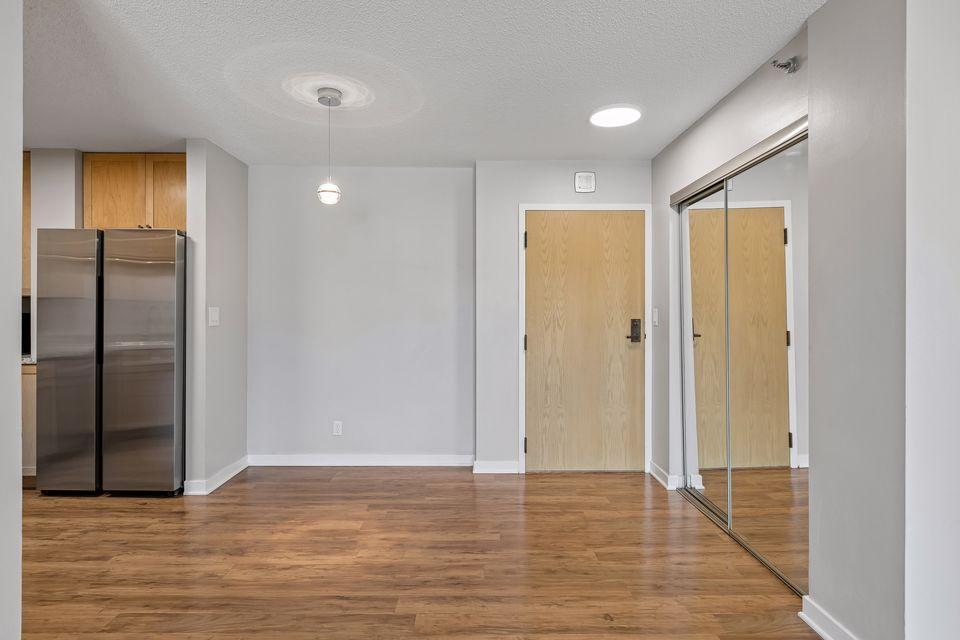 3131 Excelsior Boulevard 212