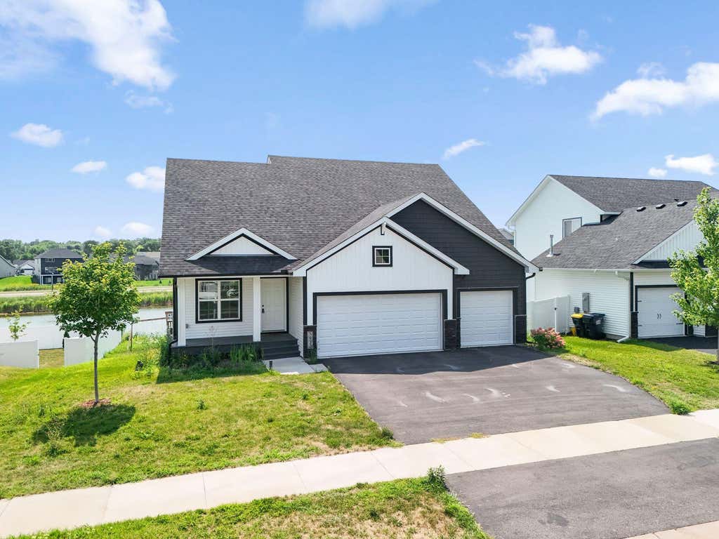 Photo of 5832 178th Street W, Lakeville, MN 55044 (MLS # 7130700)