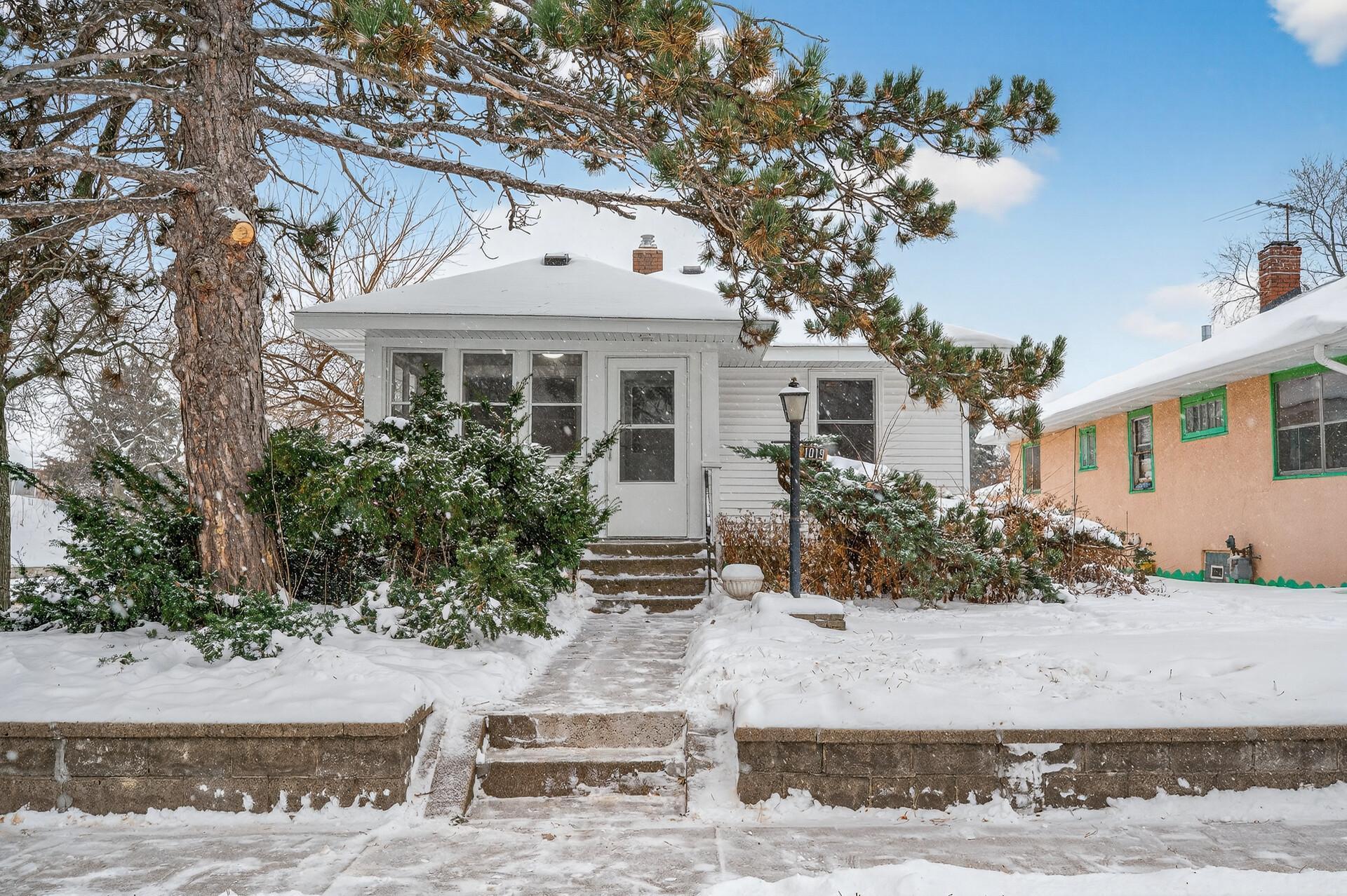 1019 Cumberland Street