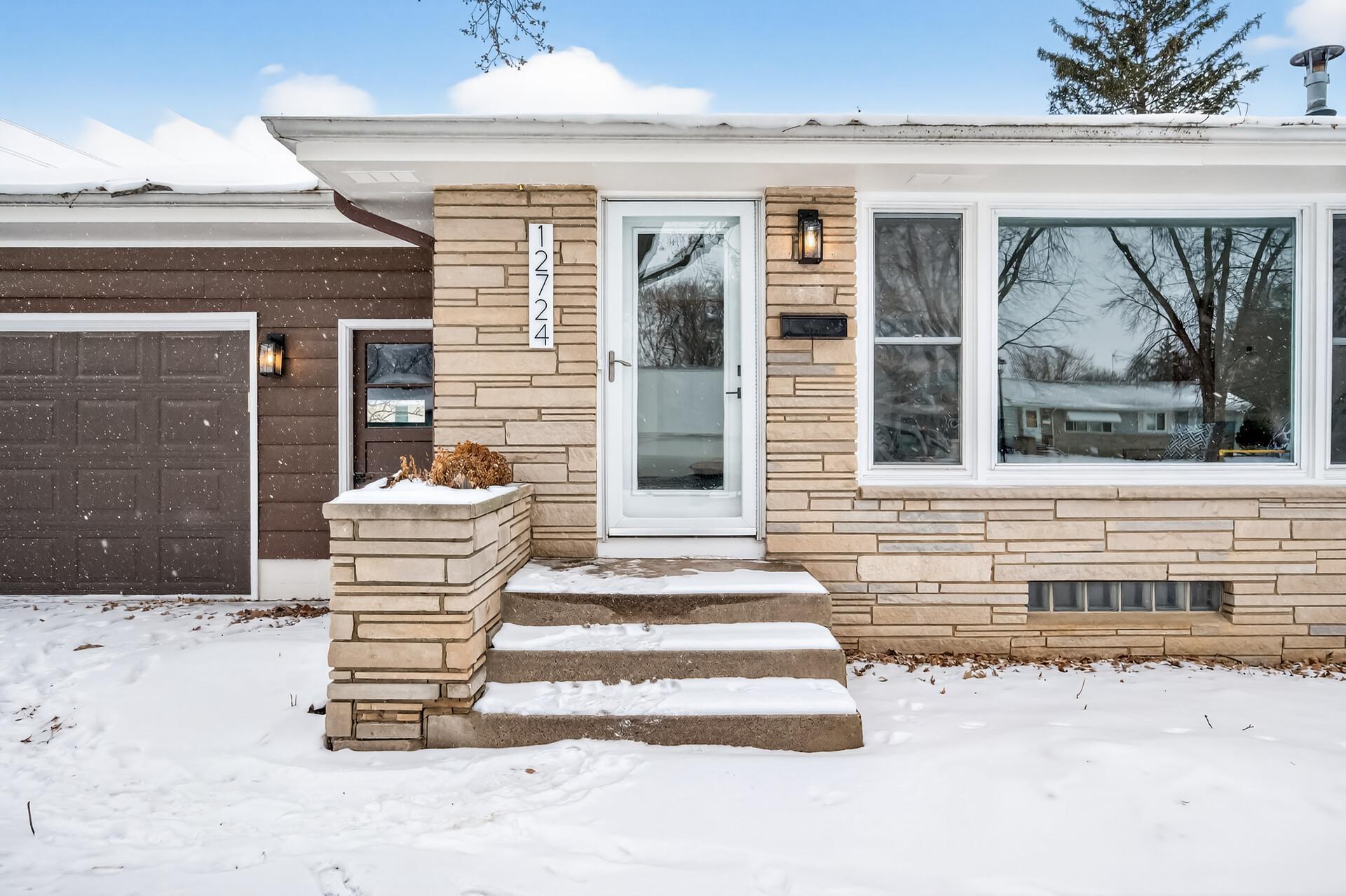 12724 Monterey Avenue S