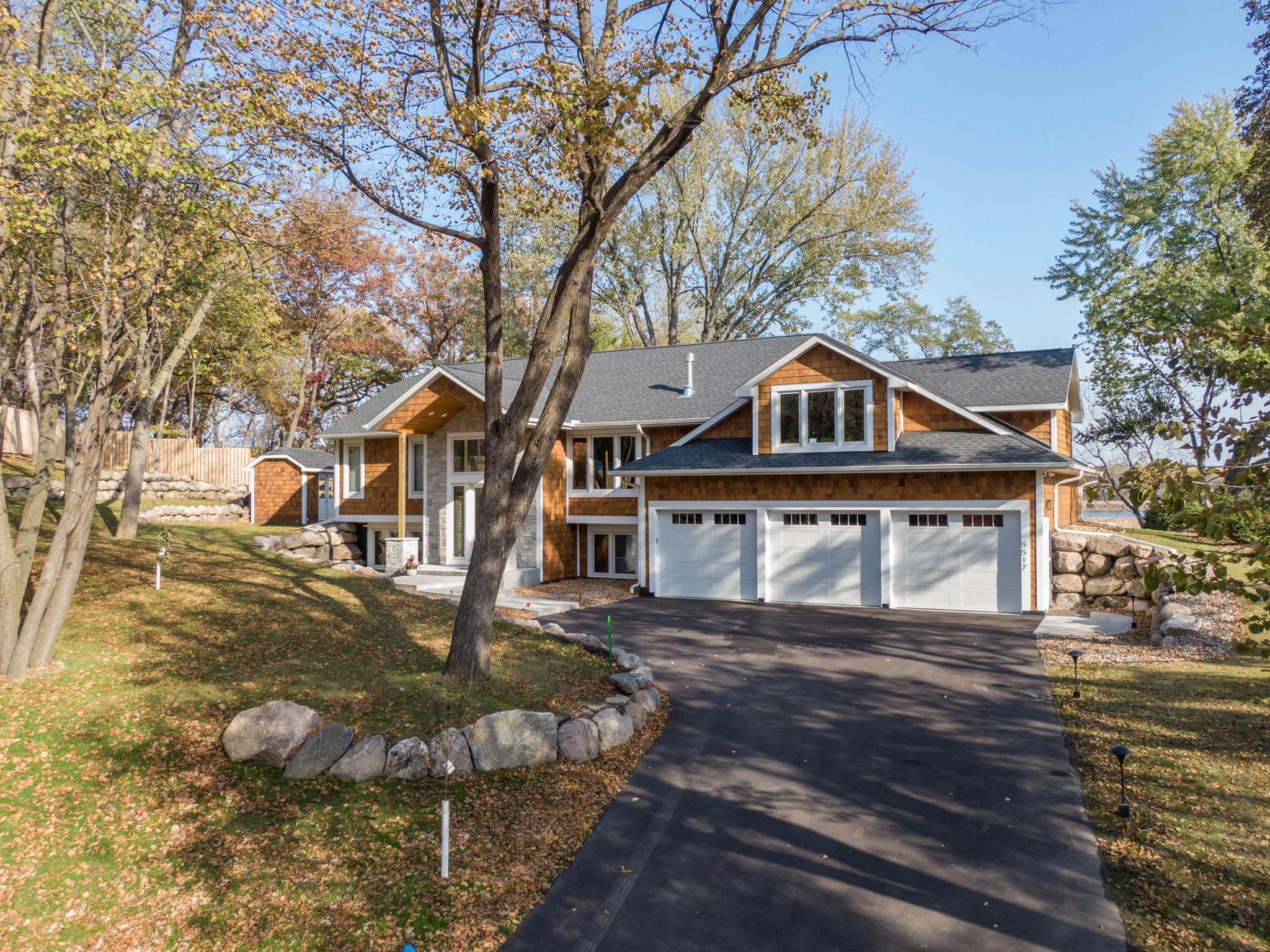 5517 Dickson Road