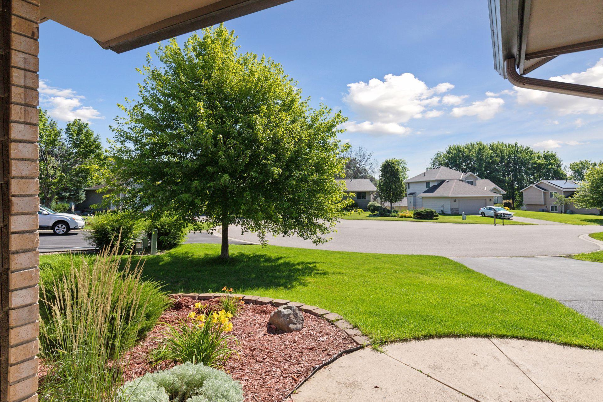 16276 Greenbriar Court