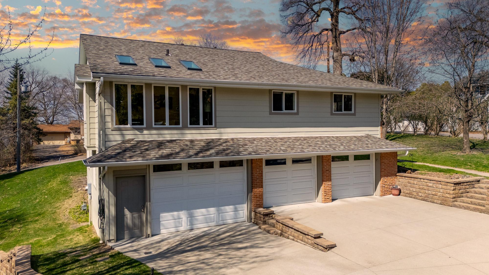 30 Interlachen Lane