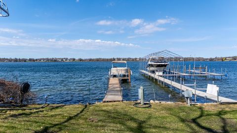 30 Interlachen Lane Tonka Bay MN 55331