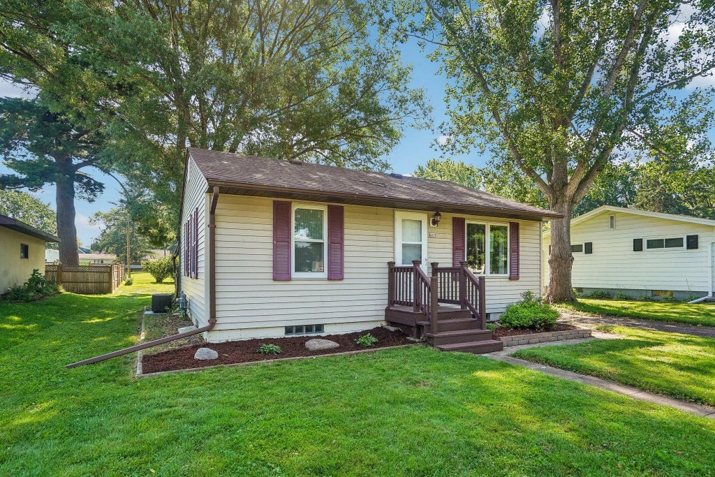 Photo of 409 Birchwood Avenue, Amery, WI 54001 (MLS # 7105108)