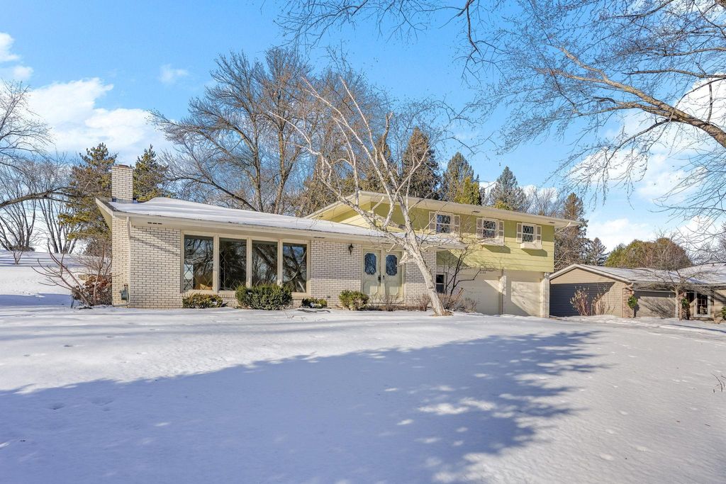 Photo of 2130 Louis Lane, Hastings, MN 55033 (MLS # 7008301)