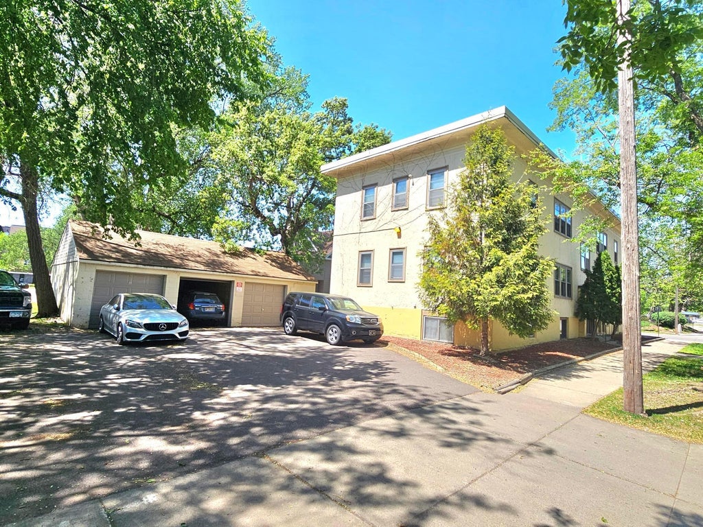 Photo of 333 4th Avenue S, Saint Cloud, MN 56301 (MLS # 7154026)