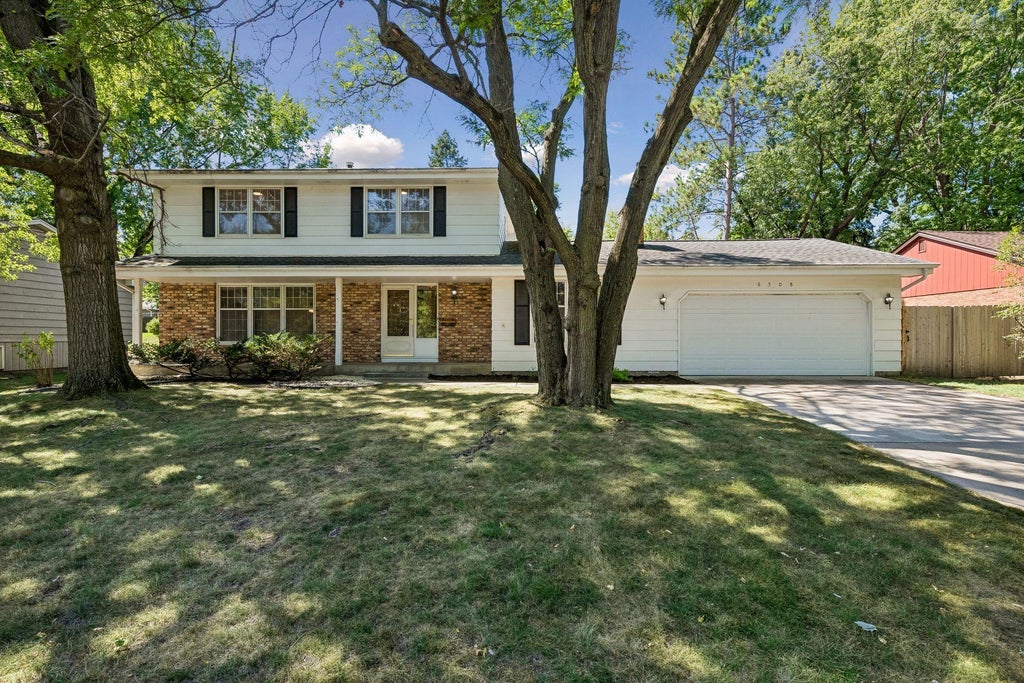 Photo of 6508 W Shore Drive, Edina, MN 55435 (MLS # 7091102)
