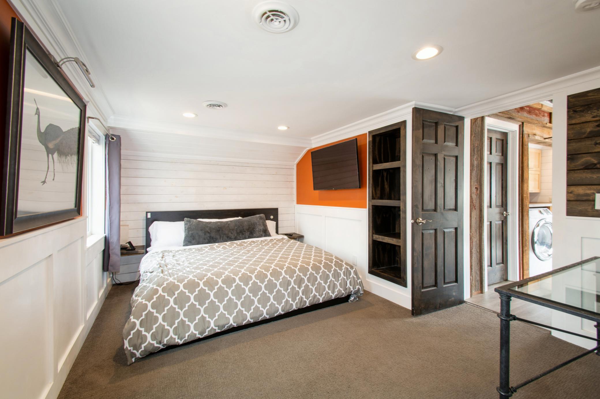 25565 Smithtown Road