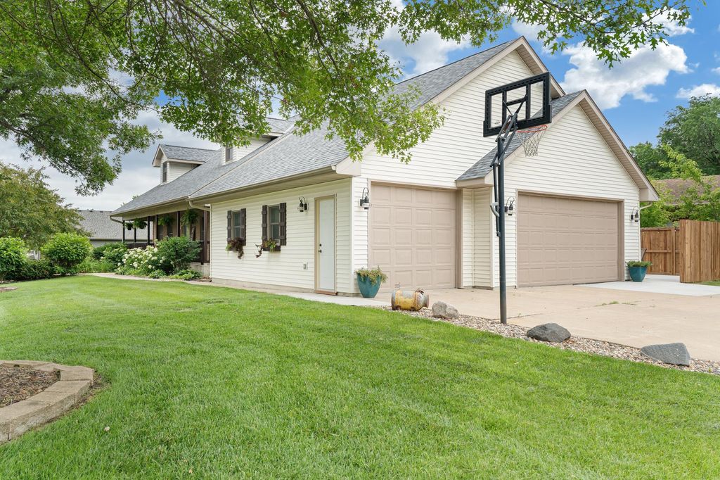 Photo of 1845 Paulis Drive, Faribault, MN 55021 (MLS # 7084519)